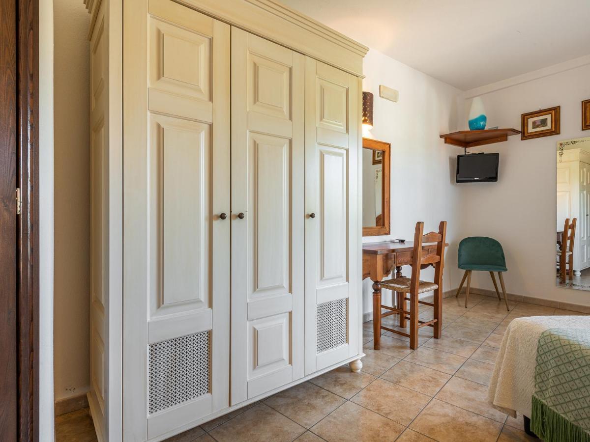Hotel Raffael Villasimius Esterno foto