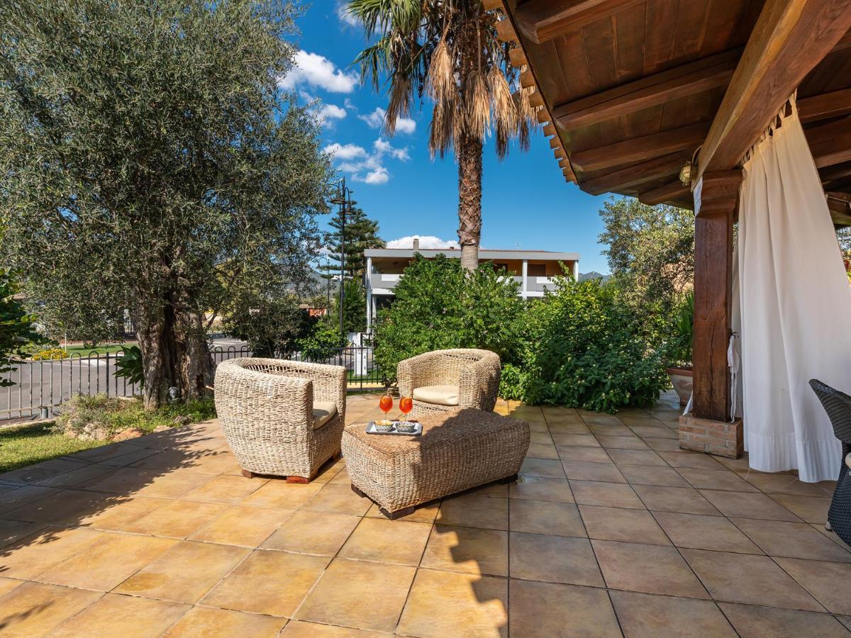 Hotel Raffael Villasimius Esterno foto
