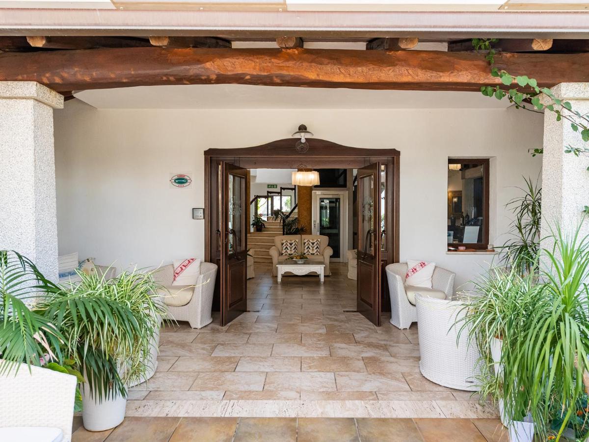 Hotel Raffael Villasimius Esterno foto
