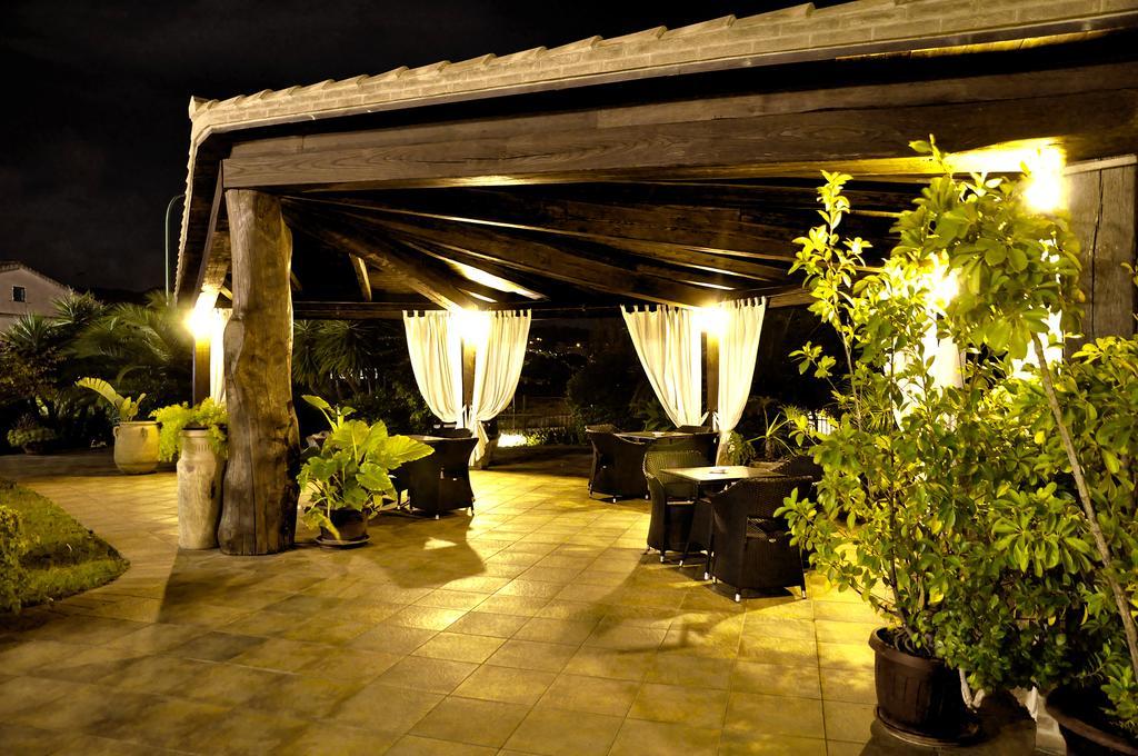 Hotel Raffael Villasimius Esterno foto