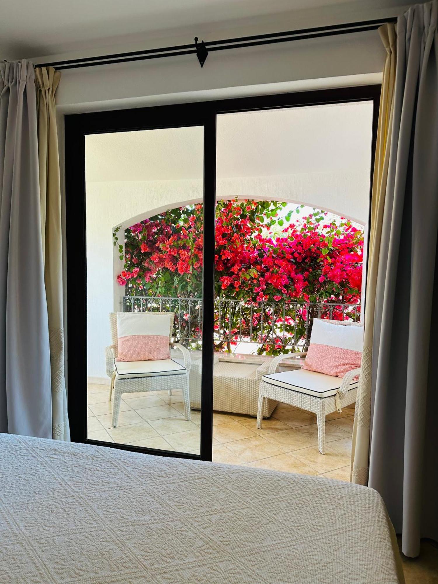 Hotel Raffael Villasimius Esterno foto