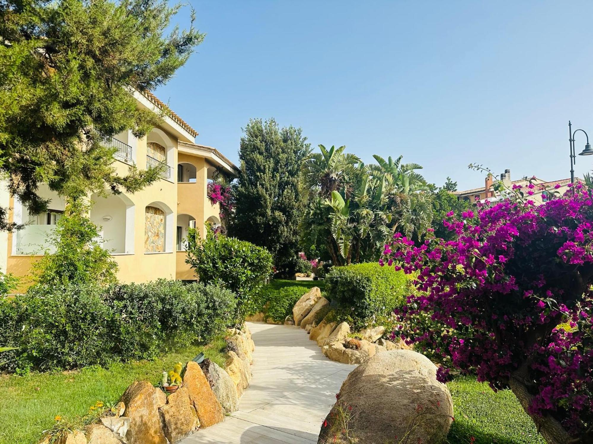 Hotel Raffael Villasimius Esterno foto