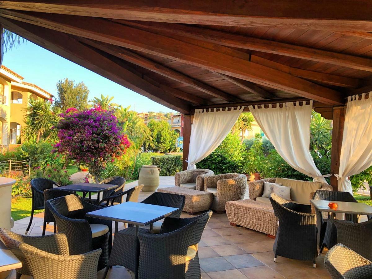 Hotel Raffael Villasimius Esterno foto